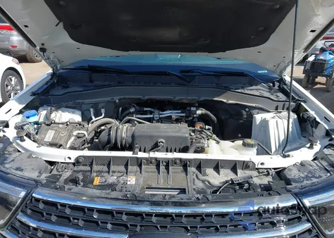 2022 Ford Explorer Xlt z USA, uszkodzony, nr VIN 1FMSK7DH5NGA33159